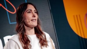 Anja-Kohl-KI-nutzen-aber-das-Gehirn-nicht-komplett-ausschalten6_reference